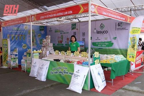 Nhiều sản phẩm nông nghiệp công nghệ cao chủ lực của Lasuco Group ghi dấu ấn tại Hội chợ Thương mại Quốc tế Việt - Trung