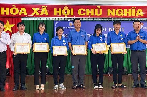 Tìm hiểu pháp luật thông qua hội thi