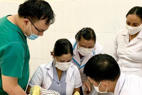 Sàng lọc trước sinh và sơ sinh: Giải pháp nâng cao chất lượng dân số