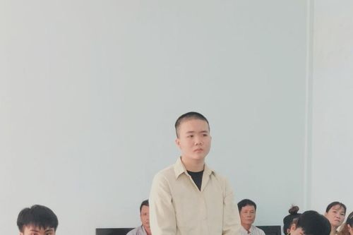 Giết người do mâu thuẫn khi nói chuyện qua điện thoại