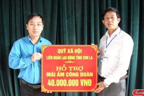 LĐLĐ tỉnh hỗ trợ xây dựng nhà 'Mái ấm công đoàn' cho đoàn viên