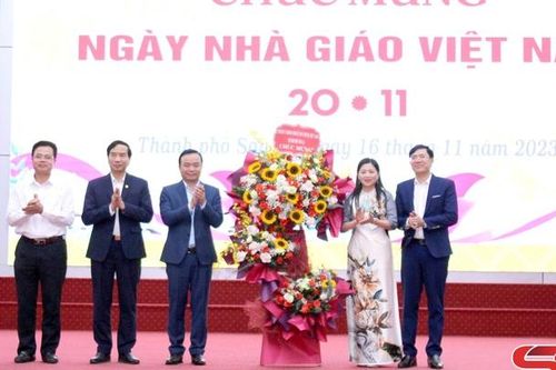 Đổi mới, nâng cao chất lượng giáo dục và đào tạo