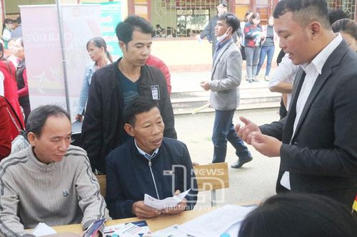 Kết nối việc làm cho đồng bào dân tộc miền núi