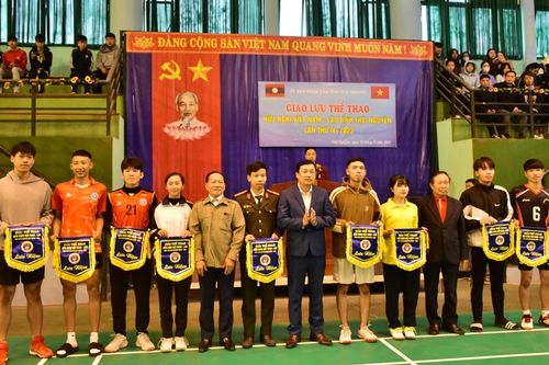 Giao lưu thể thao hữu nghị Việt Nam - Lào