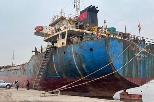 Nữ chấp hành viên thi hành án tại Hải Phòng cấu kết 'thông thầu' như thế nào?