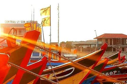 Lý Sơn - Những người dậy trước bình minh