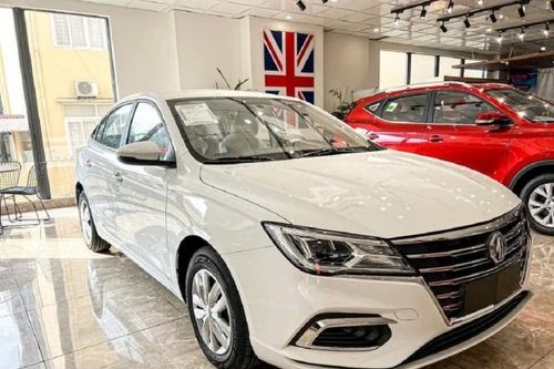 Xe ô tô giá rẻ nhất Việt Nam: Kia Morning đã bị soán ngôi bởi mẫu sedan hạng C vừa giảm giá sốc, chỉ còn 374 triệu?