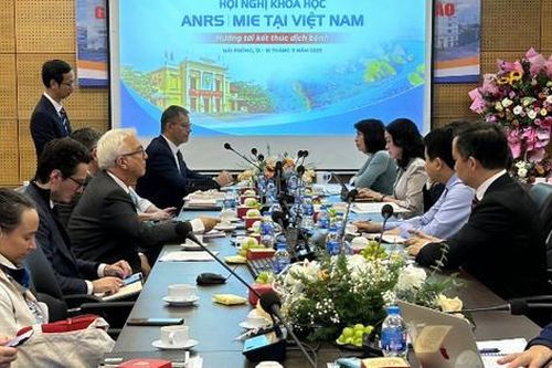 Bộ Y tế đề nghị Pháp tiếp tục hỗ trợ triển khai các nghiên cứu về HIV/AIDS và các bệnh truyền nhiễm mới nổi