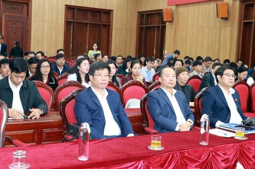 Cử tri huyện Hoài Đức nêu nhiều kiến nghị liên quan đến cấp 'sổ đỏ'
