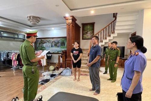 Khởi tố Giám đốc công ty cơ khí ô tô; Phó Giám đốc đăng kiểm