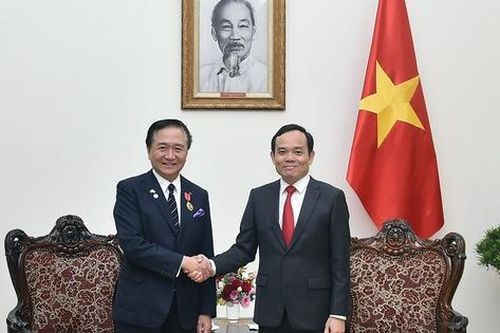Phó Thủ tướng Trần Lưu Quang tiếp Thống đốc tỉnh Kanagawa (Nhật Bản)