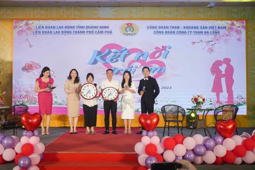 Kết nối trái tim, 'se duyên' thợ lò