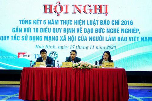 Nâng cao đạo đức nghề nghiệp và sử dụng mạng xã hội của người làm báo