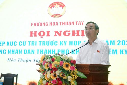 Chủ tịch UBND TP Đà Nẵng Lê Trung Chinh trả lời ý kiến cử tri về vấn đề ngập lụt