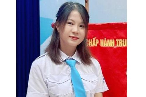 Nữ sinh gốc Huế vượt qua khó khăn để đến với 'con đường' Đại học