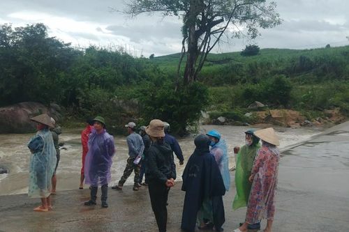 Tìm thấy thi thể nữ công nhân bị lũ cuốn trôi