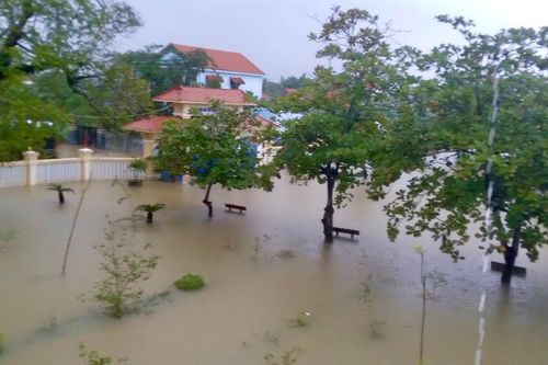 Trường học miền Trung đảm bảo '4 tại chỗ' ứng phó mưa lũ