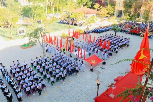 Học sinh quận Dương Kinh, Hải Phòng tham gia phong trào rèn luyện sức khỏe