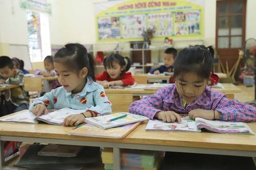 Cuộc sống của cộng đồng dân tộc Ơ Đu ở làng tái định cư