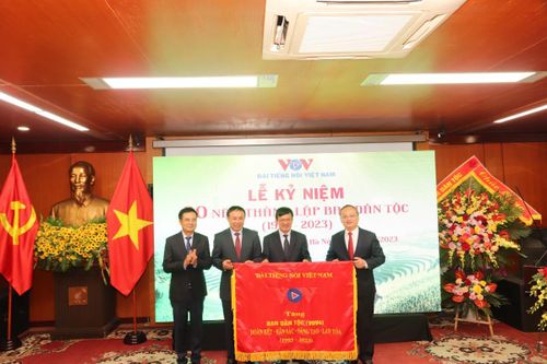 30 năm tiếng nói, chữ viết của đồng bào dân tộc thiểu số đã được lan tỏa theo làn sóng phát thanh quốc gia