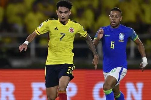 Brazil gây thất vọng khi thua ngược Colombia