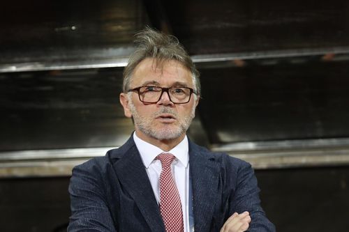 HLV Troussier lý giải việc không dùng Hùng Dũng, Hoàng Đức