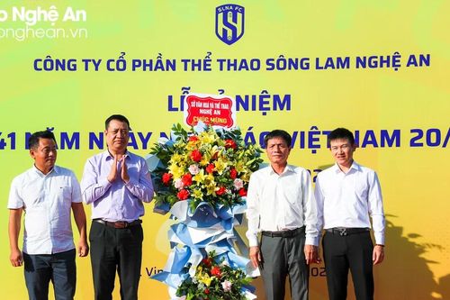 Sông Lam Nghệ An tổ chức kỷ niệm 41 năm ngày Nhà giáo Việt Nam