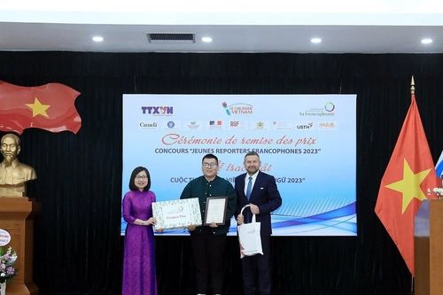 Tác phẩm về 'bà tiên xứ Huế' giành Giải Nhất Cuộc thi Phóng viên trẻ Pháp ngữ
