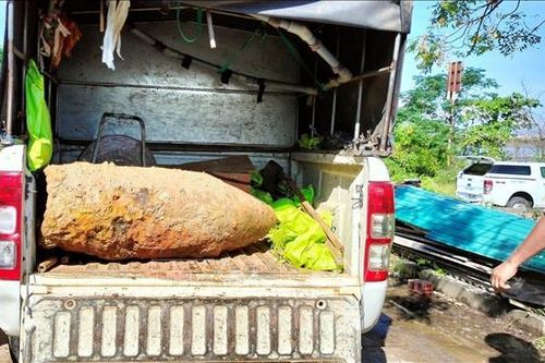 Quảng Bình: Di dời quả bom hơn 300kg ra khỏi khu vực nhà dân