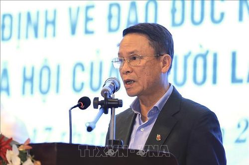 Nâng cao đạo đức nghề nghiệp và sử dụng mạng xã hội của người làm báo