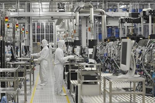 Nhật Bản dành 13 tỷ USD để thúc đẩy ngành sản xuất chip