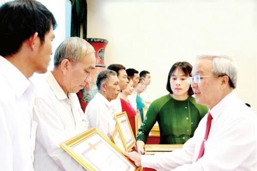 Phát huy vai trò đoàn kết nhân dân