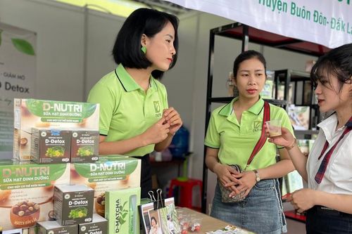 Hội chợ thương mại và giới thiệu sản phẩm nông nghiệp đặc trưng: Mở ra cơ hội hợp tác, liên kết