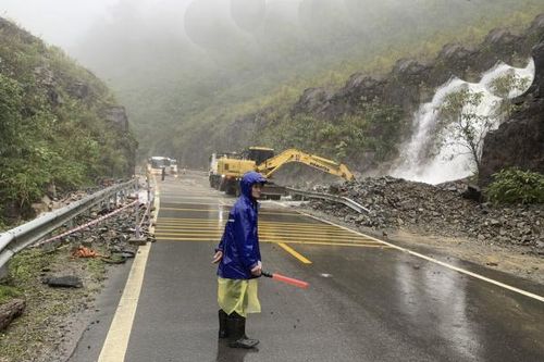 Đèo Khánh Lê đã lưu thông bình thường trở lại