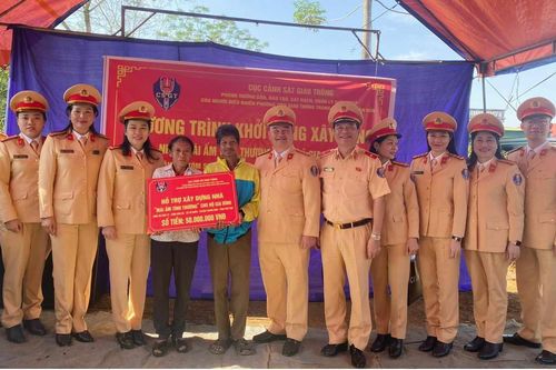 Khởi công xây dựng nhà 'Mái ấm tình thương'