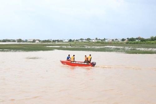 Ba ngày, 4 vụ tai nạn, 7 người chết đuối thương tâm