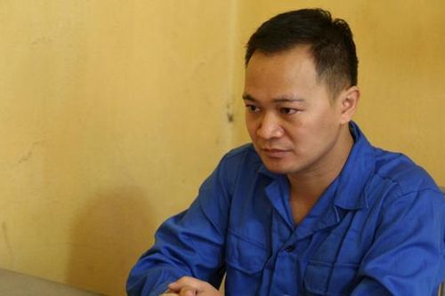 Giả làm thầy bói để chiếm đoạt tài sản