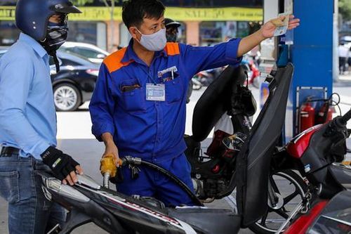 Thời gian điều chỉnh giá xăng dầu sẽ được rút ngắn