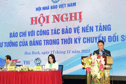 Tìm kiếm giải pháp giúp cơ quan báo chí đấu tranh bảo vệ nền tảng tư tưởng của Đảng trong thời kỳ chuyển đổi số