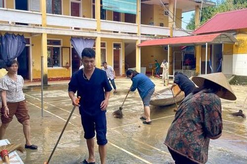 Không để mưa lũ làm ảnh hưởng hoạt động khám chữa bệnh