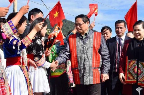 Phát huy sức mạnh đại đoàn kết toàn dân tộc, chung tay xây dựng quê hương phát triển, giàu đẹp và văn minh