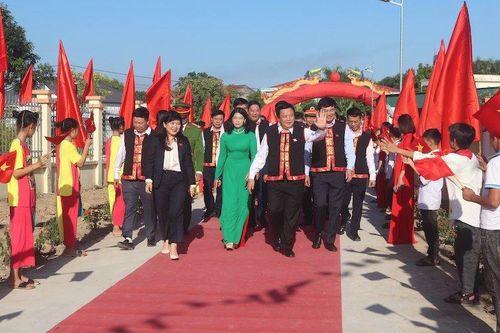 Đồng chí Nguyễn Xuân Thắng dự Ngày hội Đại đoàn kết toàn dân tộc tại Quảng Ninh