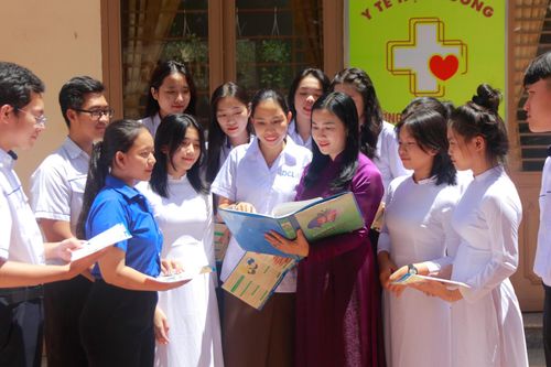 Sức khỏe sinh sản vị thành niên: Không vẽ đường 'hươu' vẫn chạy