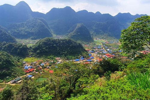 Hang Kia - Pà Cò: Đi qua những 'ngày u ám'