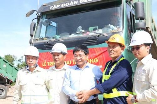 Chính thức thi công đường Hồ Chí Minh đoạn Chơn Thành - Đức Hòa gần 2.300 tỷ đồng