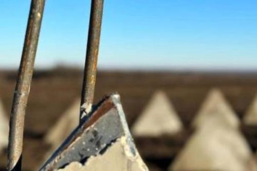 Quốc gia NATO dựng 'răng rồng' ở biên giới với Nga