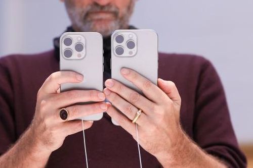Khó khăn bủa vây Apple khi muốn 'hất cẳng' Qualcomm