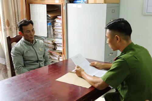 Bắt giữ đối tượng chống đối, đập vỡ máy đo nồng độ cồn của tổ tuần tra giao thông