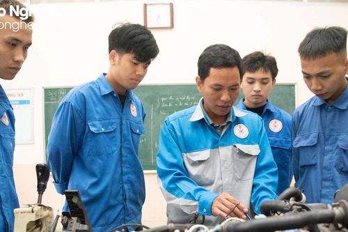 Chia sẻ của những giáo viên dạy nghề tiêu biểu ở Nghệ An