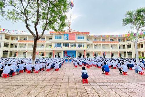 Trường THCS Thân Nhân Trung – Vững vàng vị trí dẫn đầu